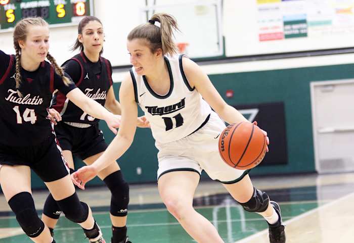 Tualatin.Tigard.girls-basketball.Dan-Brood.8